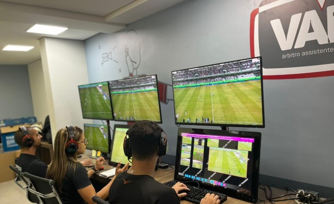 FMF intensifica treinamento da arbitragem visando temporada de 2026